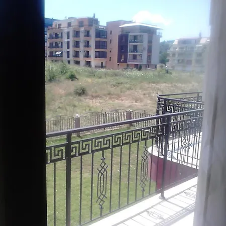 Buhteev Apartment Primorsko